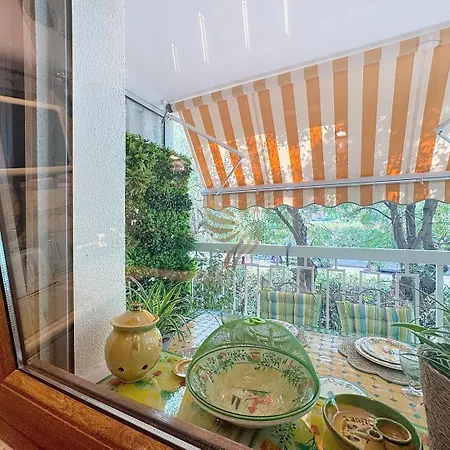 201–2 People Comfort, Terrace-veranda-wifi Appartamento